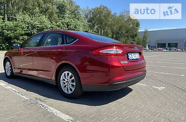 Седан Ford Fusion 2014 в Чернигове