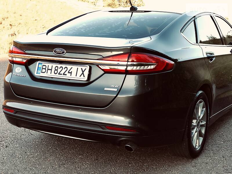 Седан Ford Fusion 2017 в Одесі