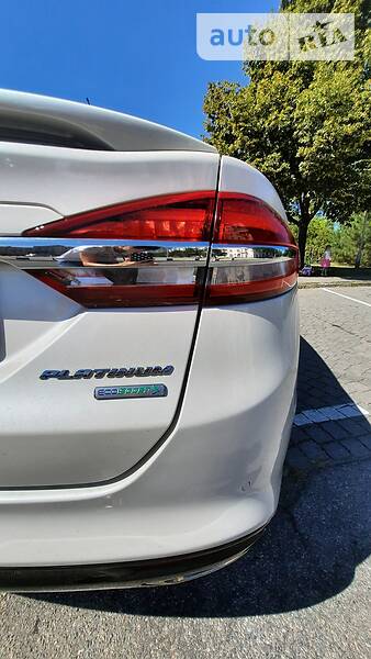 Седан Ford Fusion 2016 в Запоріжжі
