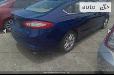 Седан Ford Fusion 2015 в Львові