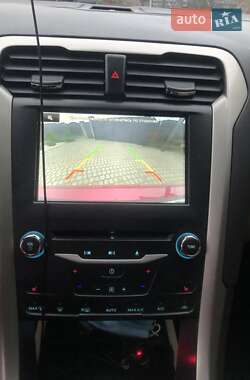 Седан Ford Fusion 2014 в Львове