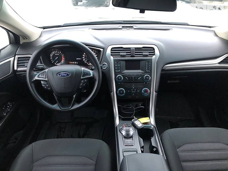 Седан Ford Fusion 2016 в Киеве