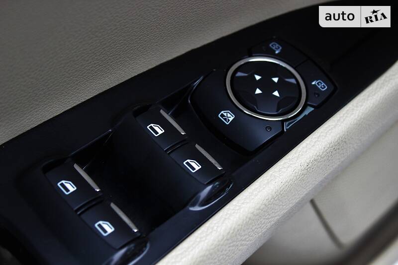 Седан Ford Fusion 2012 в Одесі