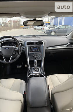 Седан Ford Fusion 2014 в Хмельницком