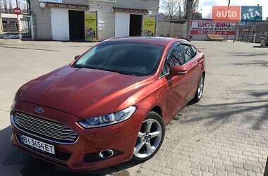 Седан Ford Fusion 2014 в 