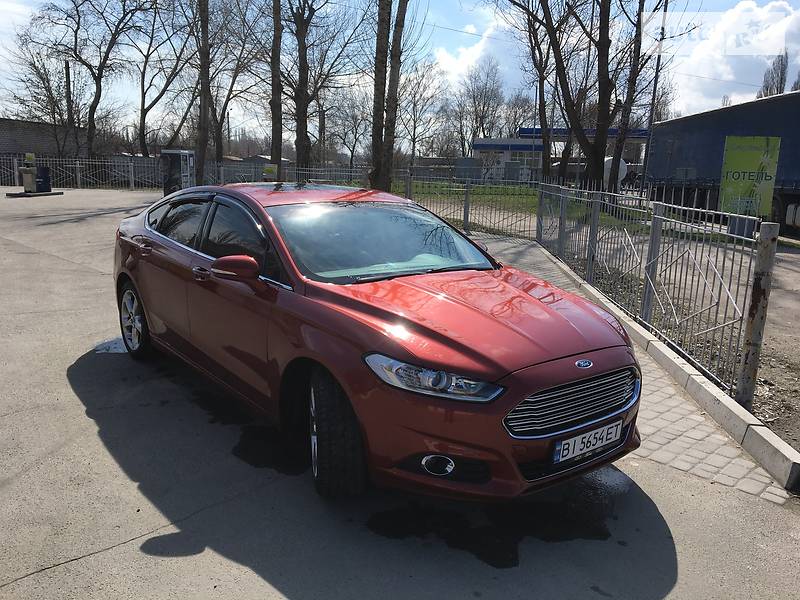 Седан Ford Fusion 2014 в Кременчуці