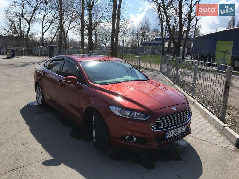 Седан Ford Fusion 2014 в 