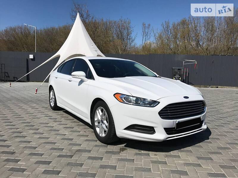 Седан Ford Fusion 2015 в Полтаве