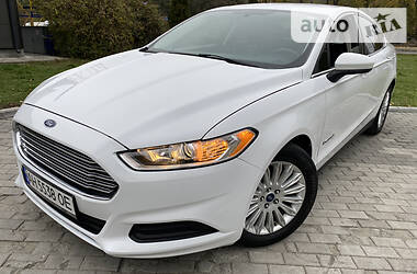 Седан Ford Fusion 2013 в Днепре