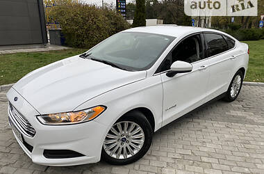 Седан Ford Fusion 2013 в Днепре