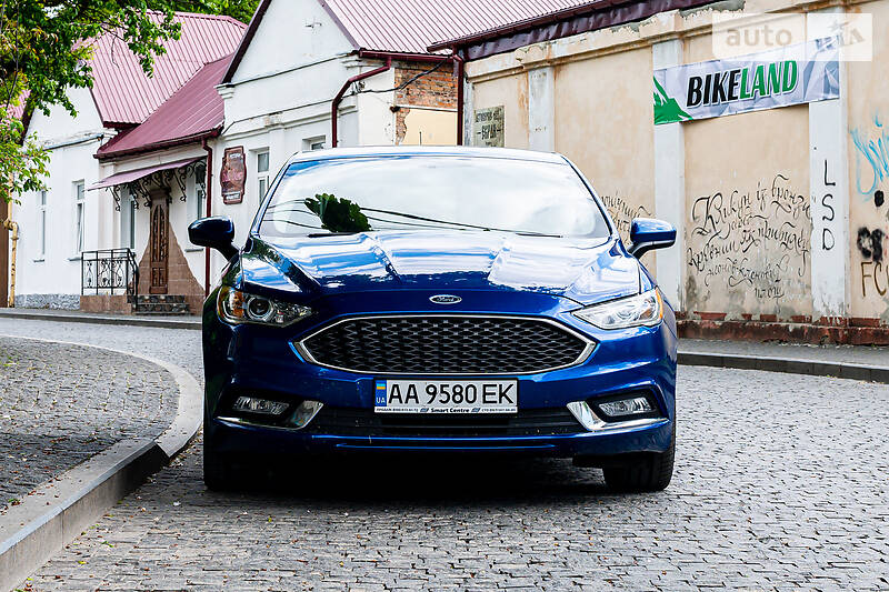 Седан Ford Fusion 2016 в Луцке