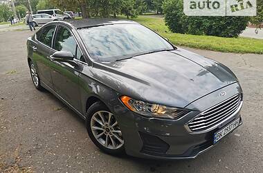 Седан Ford Fusion 2018 в Рівному