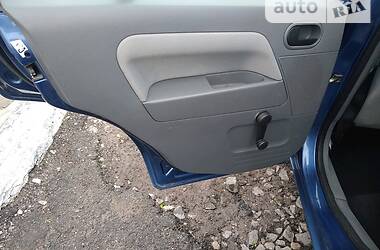 Хэтчбек Ford Fusion 2005 в 