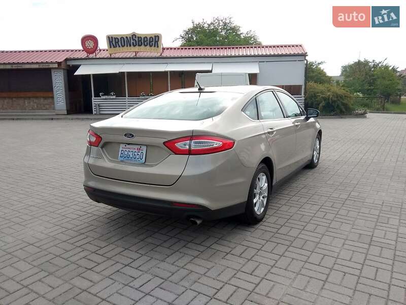 Седан Ford Fusion 2015 в Запорожье