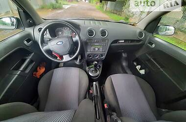 Хэтчбек Ford Fusion 2007 в 