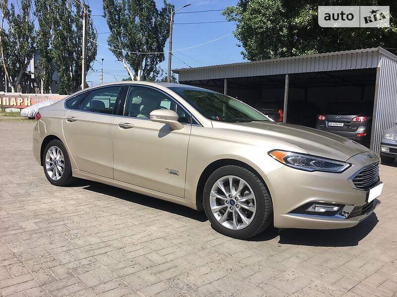 Седан Ford Fusion 2016 в Днепре