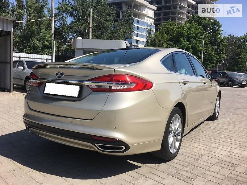 Седан Ford Fusion 2016 в Днепре