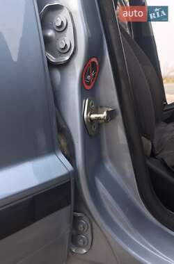 Хэтчбек Ford Fusion 2005 в Виннице