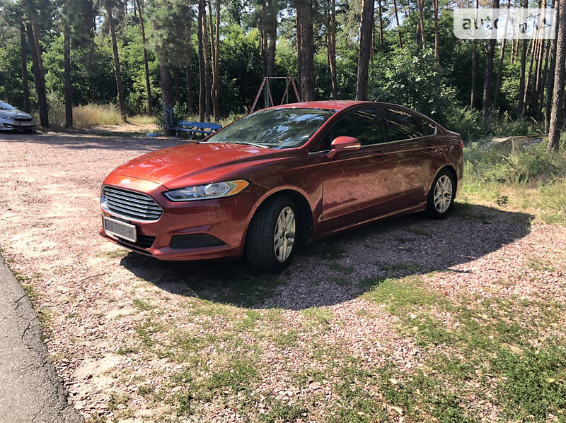 Седан Ford Fusion 2014 в Киеве