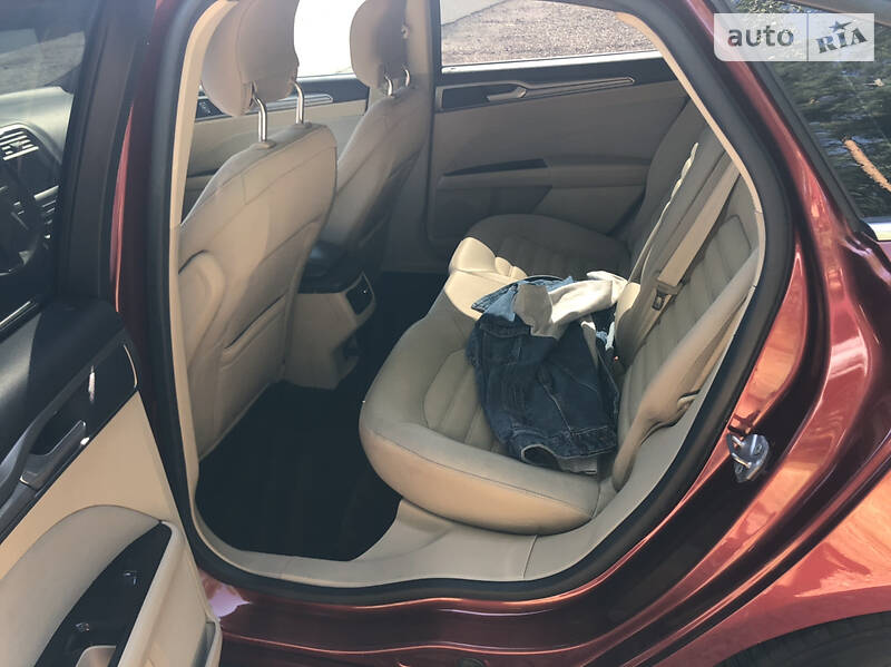 Седан Ford Fusion 2014 в Киеве