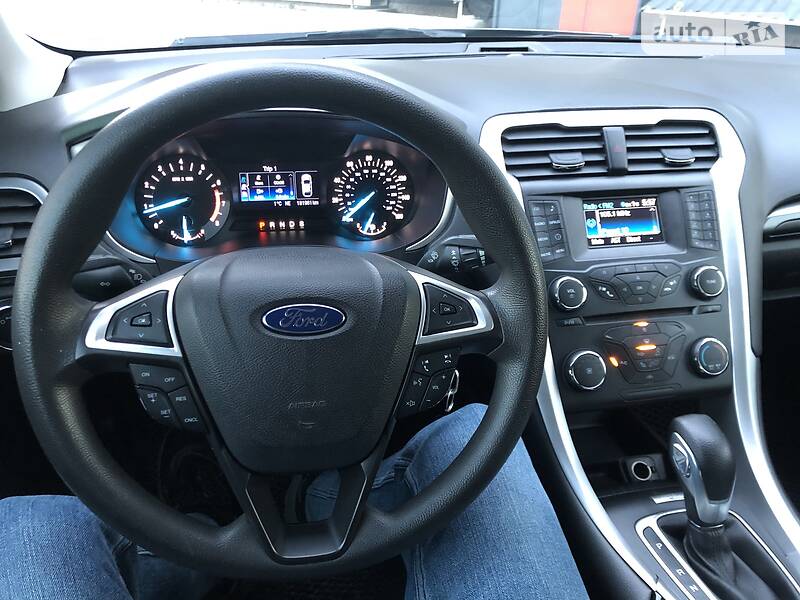 Седан Ford Fusion 2013 в Ивано-Франковске