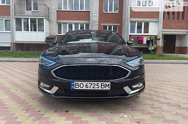 Седан Ford Fusion 2017 в 