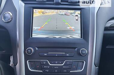 Седан Ford Fusion 2017 в 