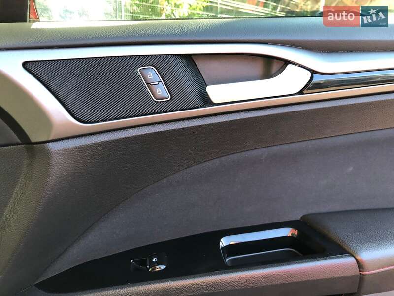 Седан Ford Fusion 2015 в Киеве