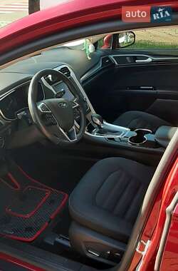 Седан Ford Fusion 2015 в Киеве