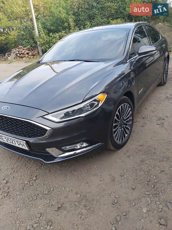 Седан Ford Fusion 2017 в Покрове