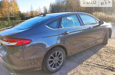 Седан Ford Fusion 2017 в Сарнах