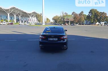 Седан Ford Fusion 2016 в Одесі