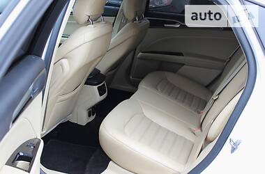Седан Ford Fusion 2012 в 