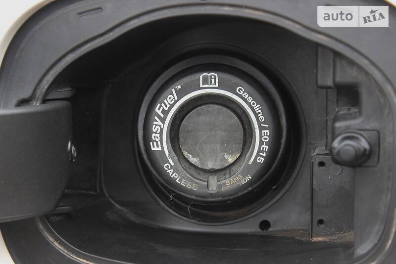 Седан Ford Fusion 2012 в Одесі
