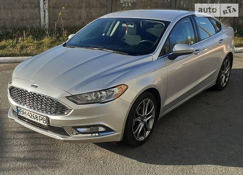 Седан Ford Fusion 2016 в Первомайске