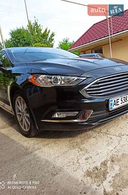 Седан Ford Fusion 2016 в 