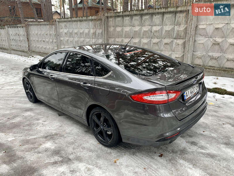 Седан Ford Fusion 2015 в Жовтих Водах