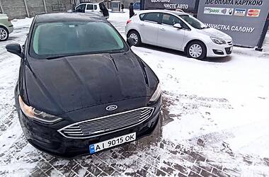 Седан Ford Fusion 2017 в 