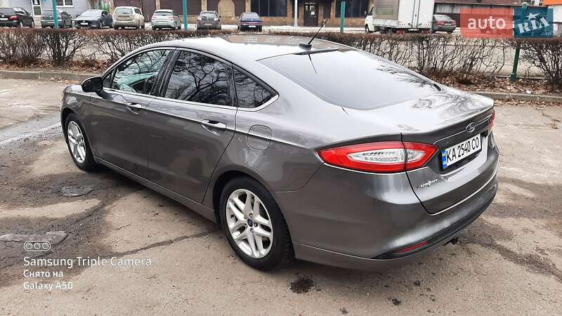 Седан Ford Fusion 2013 в Киеве