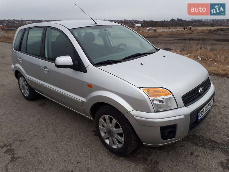 Хэтчбек Ford Fusion 2010 в Тернополе