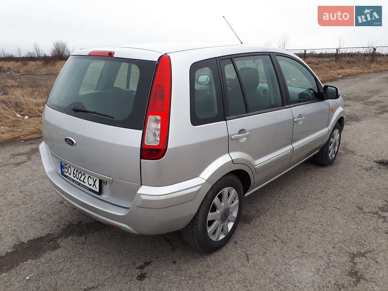 Хэтчбек Ford Fusion 2010 в Тернополе