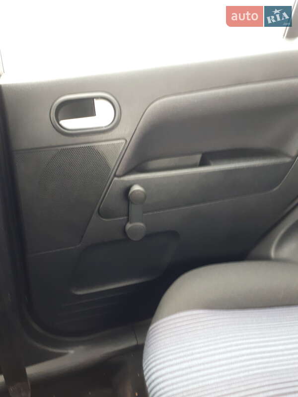Хэтчбек Ford Fusion 2010 в Тернополе