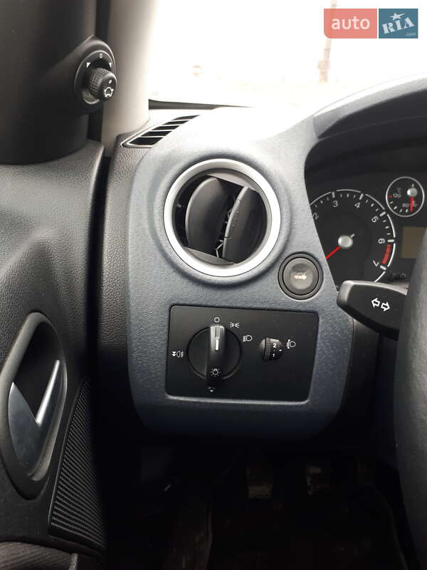 Хэтчбек Ford Fusion 2010 в Тернополе