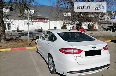 Седан Ford Fusion 2015 в Киеве