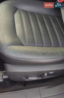 Седан Ford Fusion 2015 в 