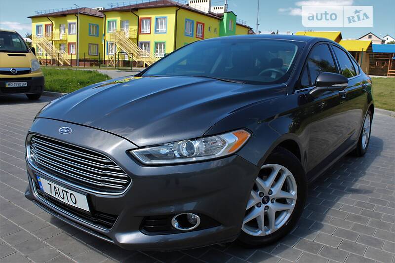 Седан Ford Fusion 2015 в Тернополе