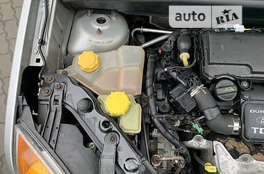 Хэтчбек Ford Fusion 2006 в 
