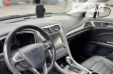 Седан Ford Fusion 2014 в Львове