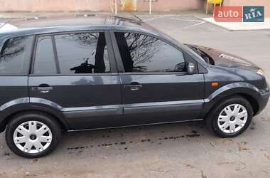 Хетчбек Ford Fusion 2008 в 