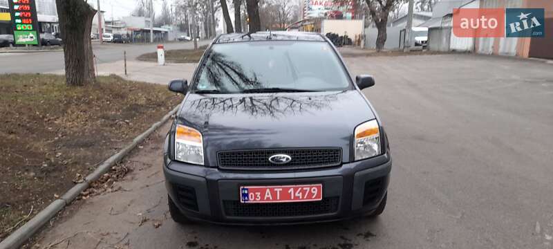 Хетчбек Ford Fusion 2008 в Валках